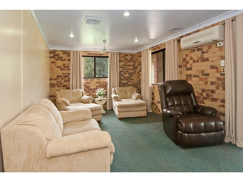 1 Ghostgum Court, Park Ridge QLD 4125