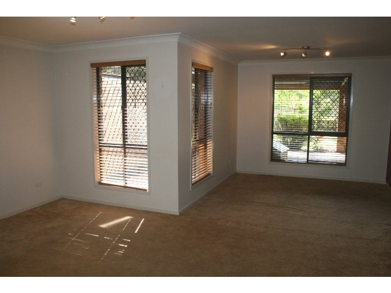 85 Mackellar Drive, Boronia Heights QLD 4124