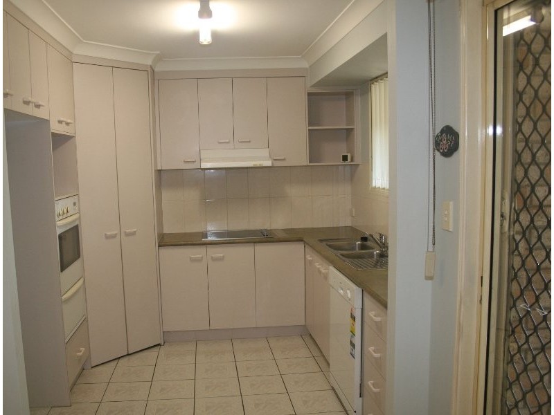 83 Lamberth Road, Regents Park QLD 4118