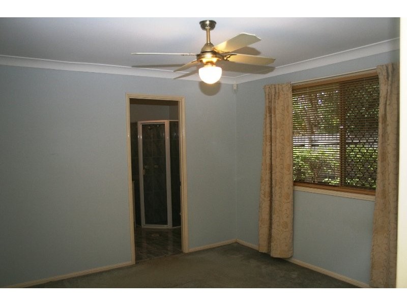 83 Lamberth Road, Regents Park QLD 4118