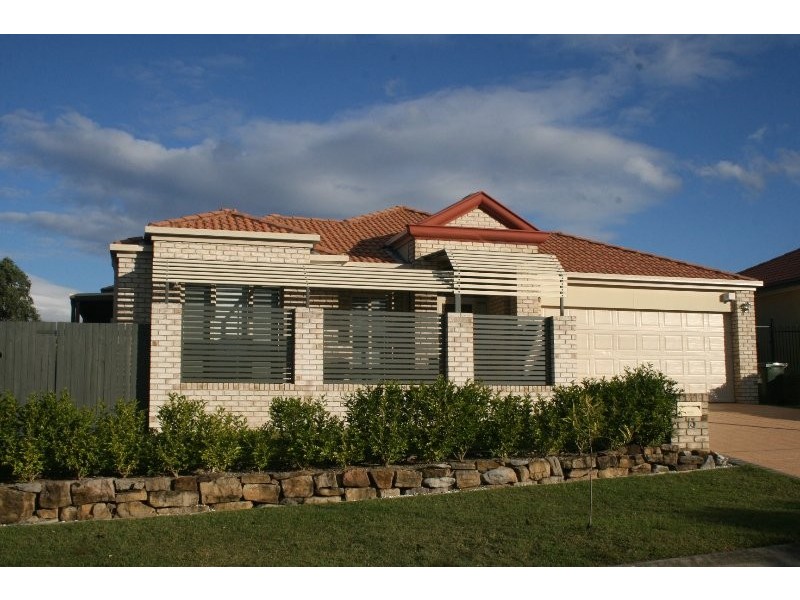 13 Watarrka Drive, Parkinson QLD 4115