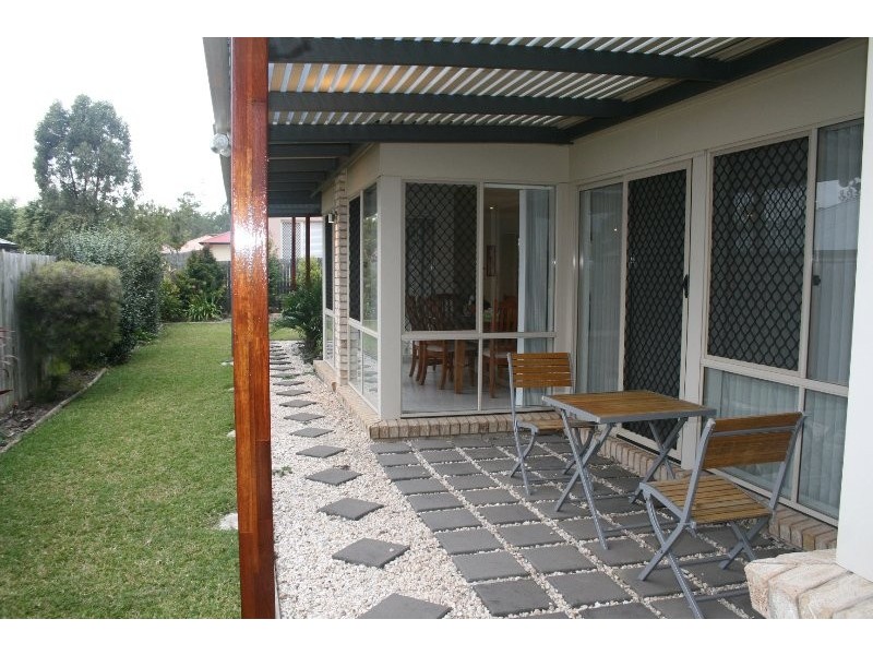 13 Watarrka Drive, Parkinson QLD 4115