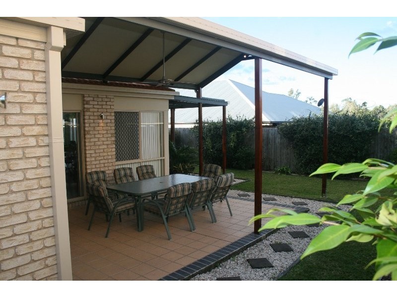 13 Watarrka Drive, Parkinson QLD 4115
