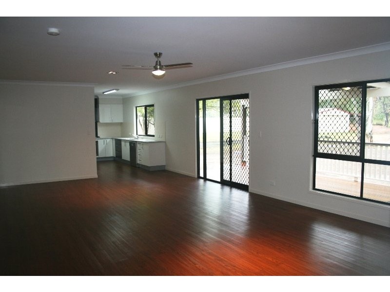 26 Mcleod Road, Park Ridge QLD 4125