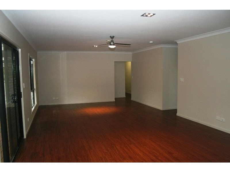 26 Mcleod Road, Park Ridge QLD 4125