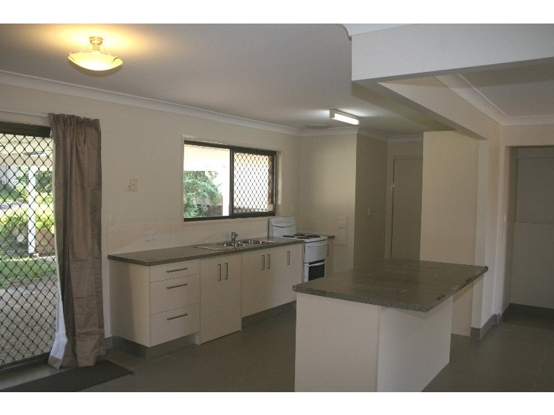 9 Woodland Crescent, Browns Plains QLD 4118