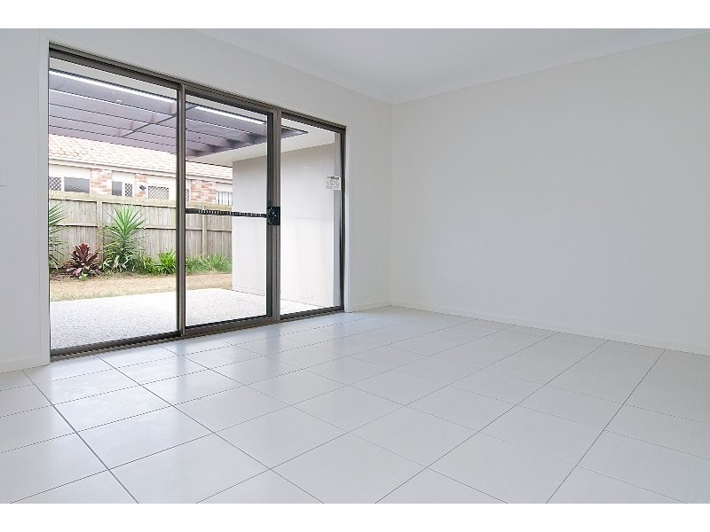 55 Fourth Avenue, Marsden QLD 4132