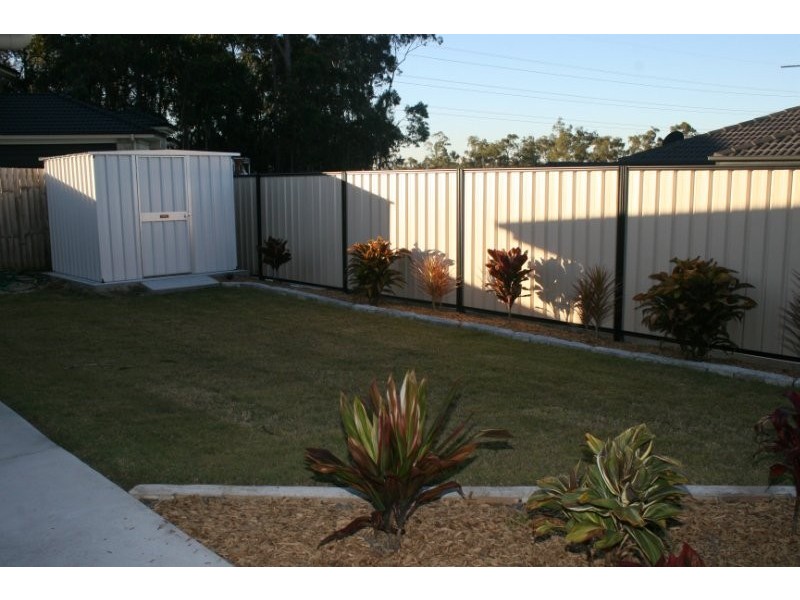 19 Barcombe Drive, Marsden QLD 4132