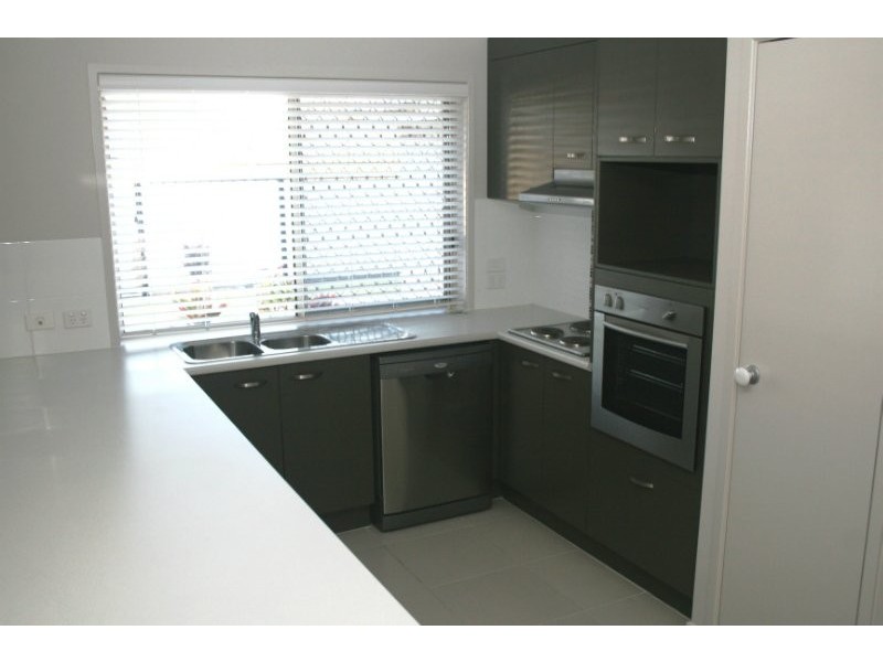 19 Barcombe Drive, Marsden QLD 4132