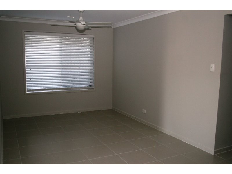 19 Barcombe Drive, Marsden QLD 4132
