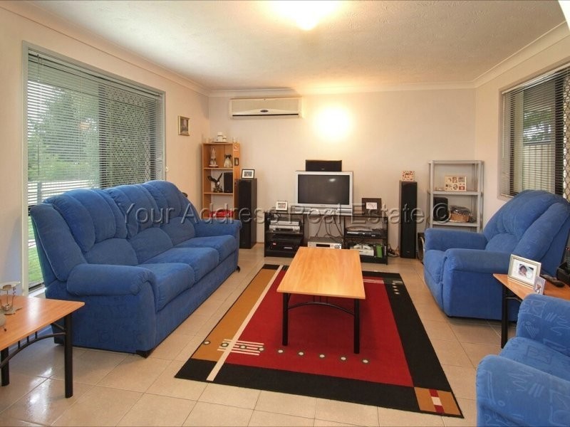 10 Centaurus Crescent, Regents Park QLD 4118