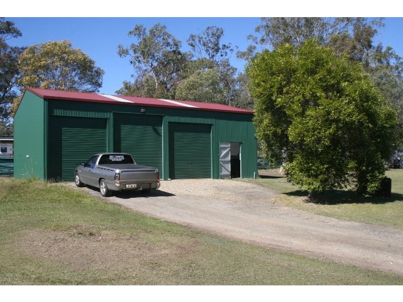 2 Springfields Road, Chambers Flat QLD 4133