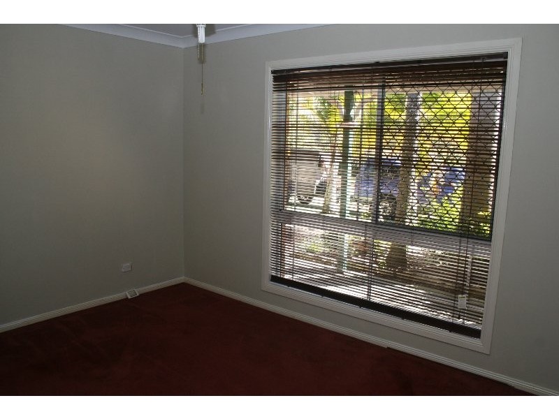 2 Springfields Road, Chambers Flat QLD 4133