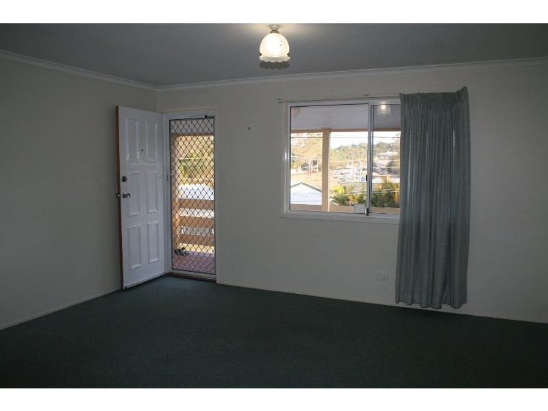 24 Cosway Street, Hillcrest QLD 4118