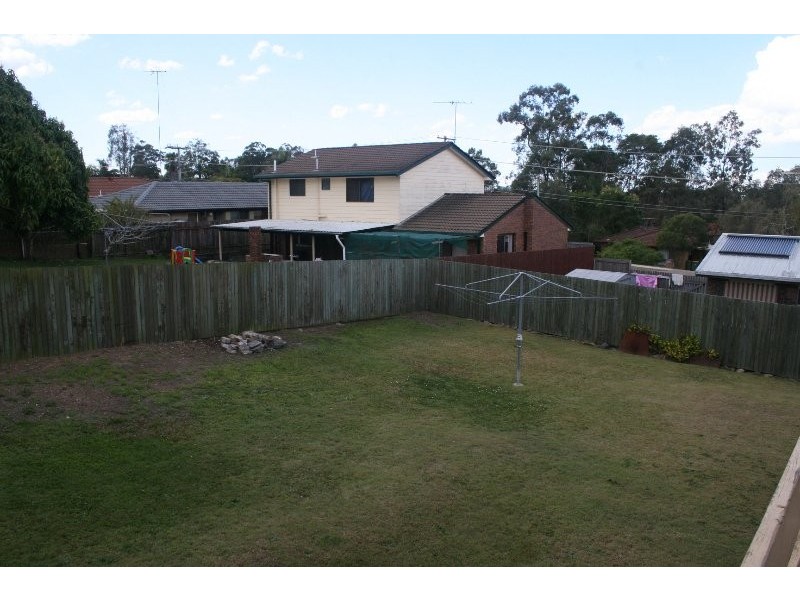 24 Cosway Street, Hillcrest QLD 4118