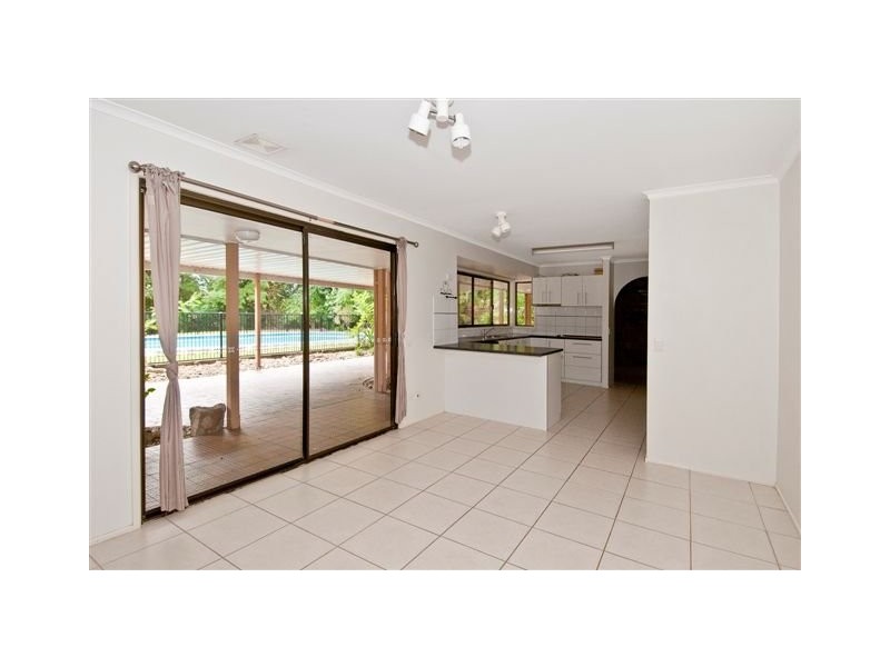 128 Talinga Drive, Park Ridge QLD 4125