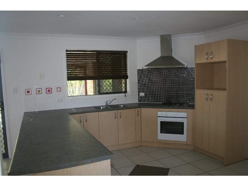 70 Dampier Crescent, Drewvale QLD 4116