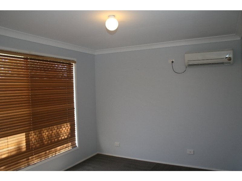 70 Dampier Crescent, Drewvale QLD 4116