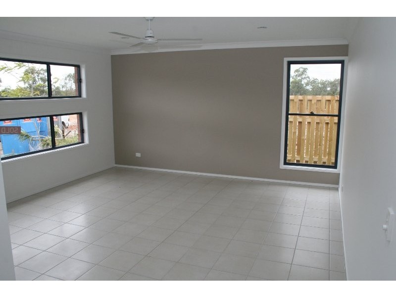 17 Cedarwood Street, Berrinba QLD 4117
