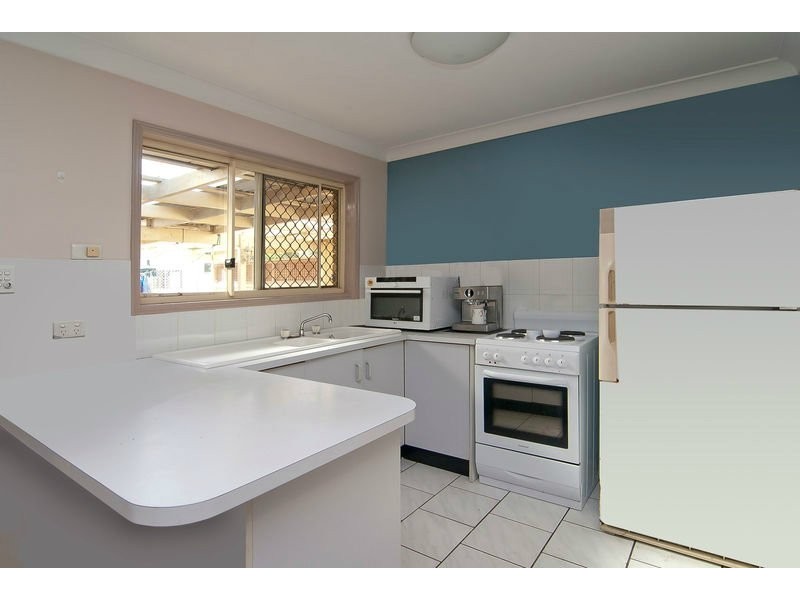 5 Fig Tree Court, Kingston QLD 4114