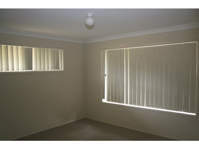 40 Rookwood Avenue, Coopers Plains QLD 4108