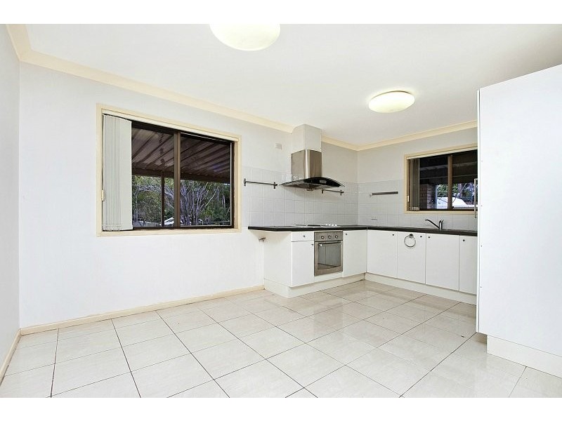 10 Dornock Drive, Boronia Heights QLD 4124