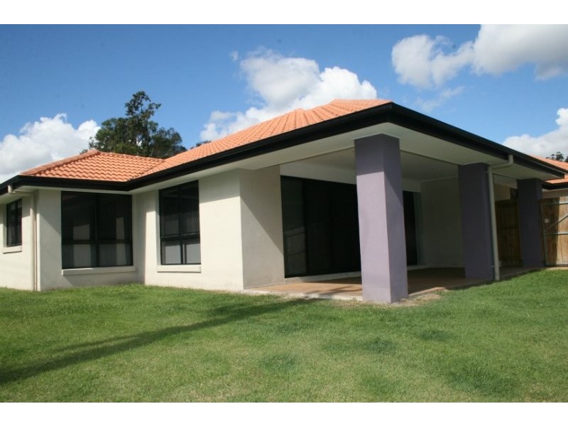 2 Chaka Street, Hillcrest QLD 4118