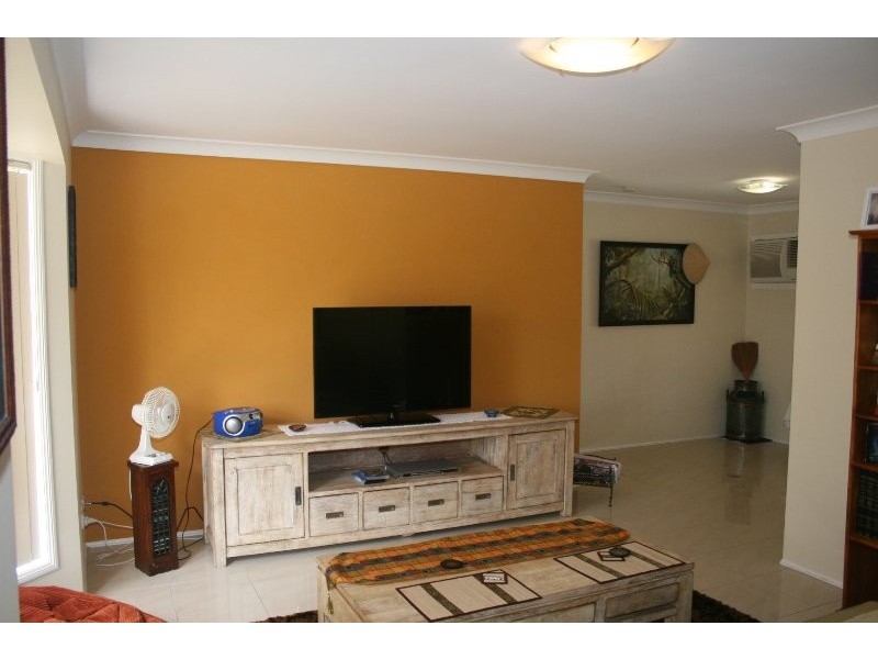 4 Bowood Court, Berrinba QLD 4117