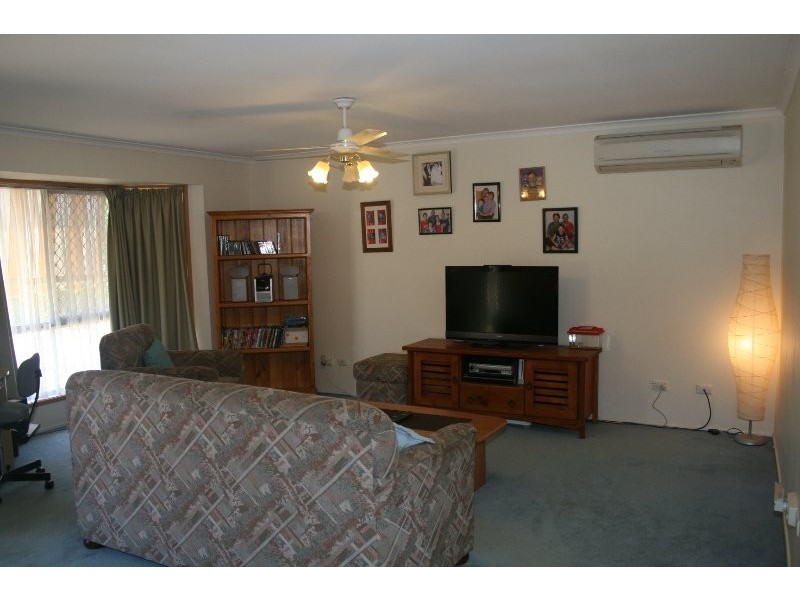 5 Banksia Place, Browns Plains QLD 4118