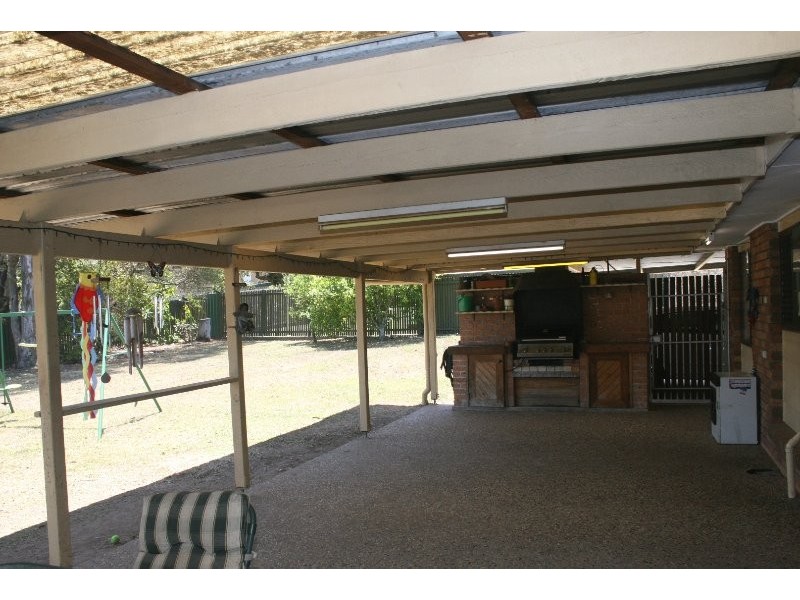 5 Banksia Place, Browns Plains QLD 4118