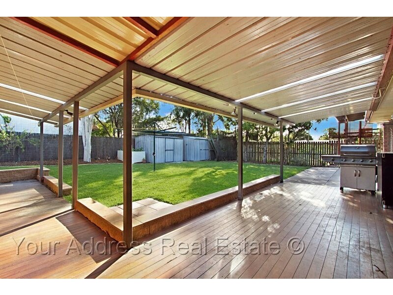 1 Bushlark Street, Crestmead QLD 4132