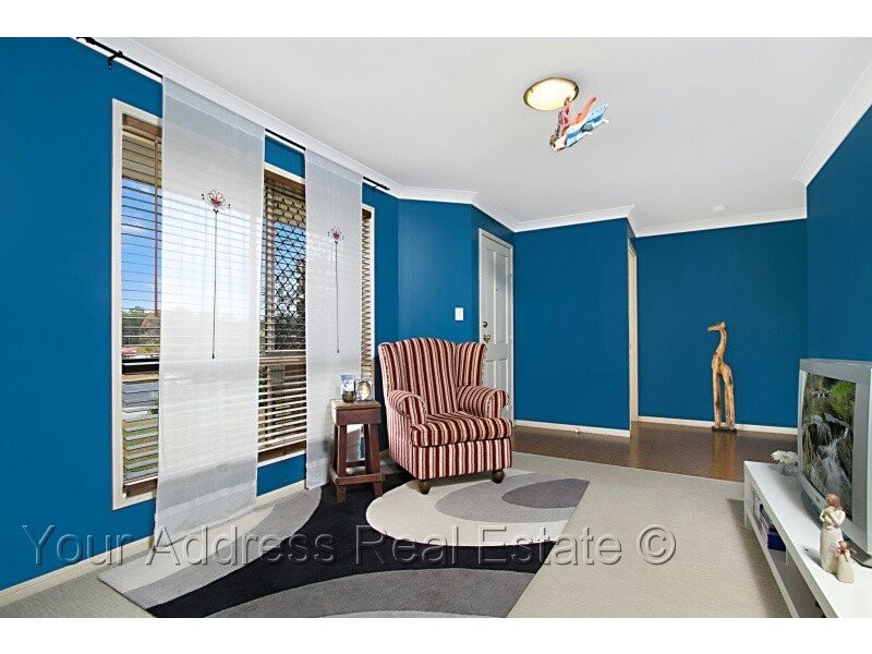 7 Butia Close, Regents Park QLD 4118