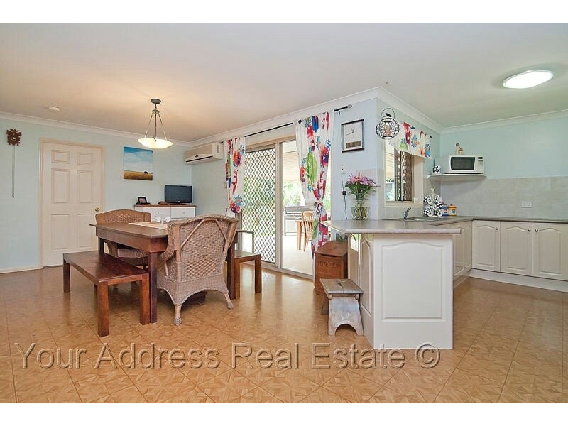 7 Butia Close, Regents Park QLD 4118