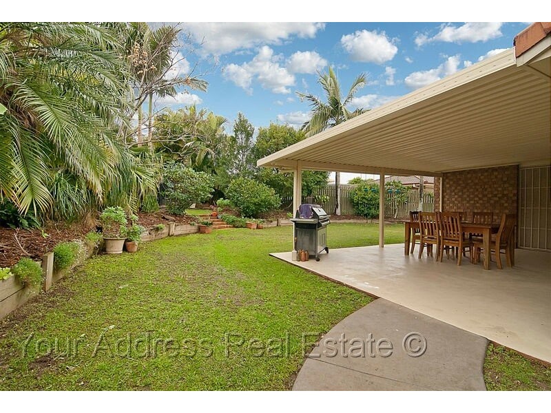 7 Butia Close, Regents Park QLD 4118