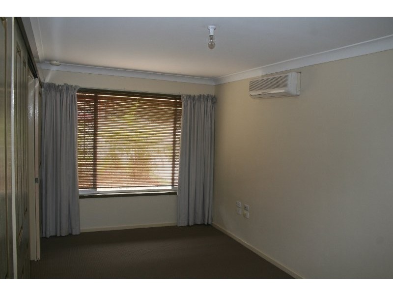 8 Scenic Avenue, Browns Plains QLD 4118