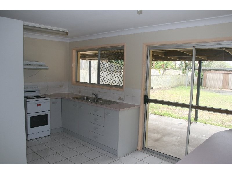 8 Scenic Avenue, Browns Plains QLD 4118