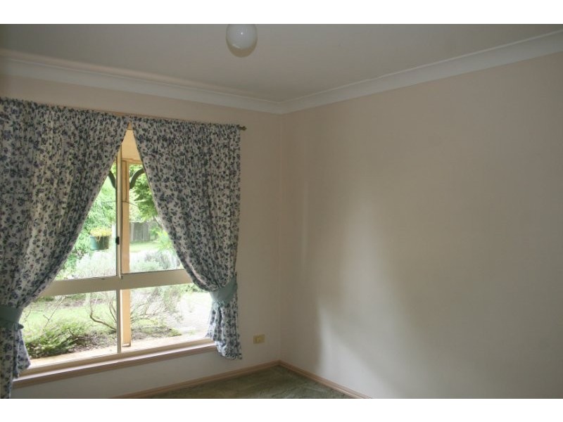 2 Stringybark Street, Regents Park QLD 4118