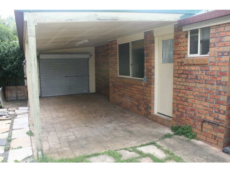 2 Stringybark Street, Regents Park QLD 4118