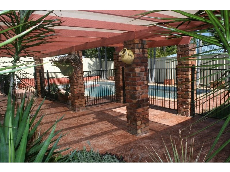 31 Corsloot Street, Regents Park QLD 4118