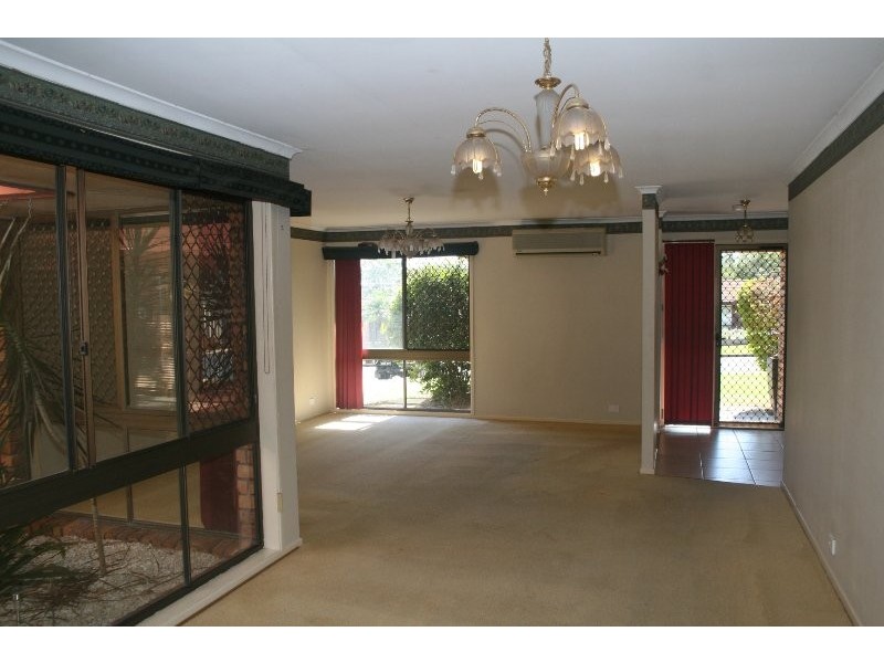 31 Corsloot Street, Regents Park QLD 4118