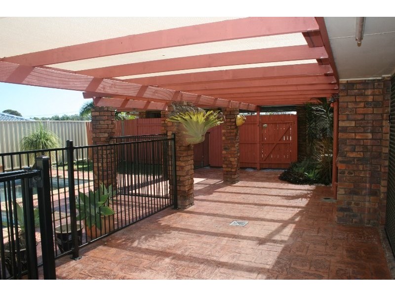 31 Corsloot Street, Regents Park QLD 4118