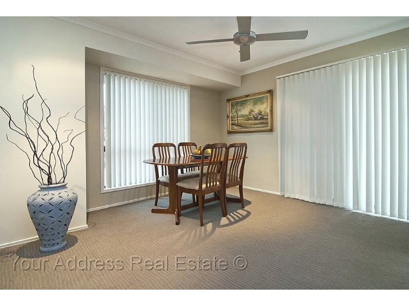 1 Kingfield Court, Regents Park QLD 4118