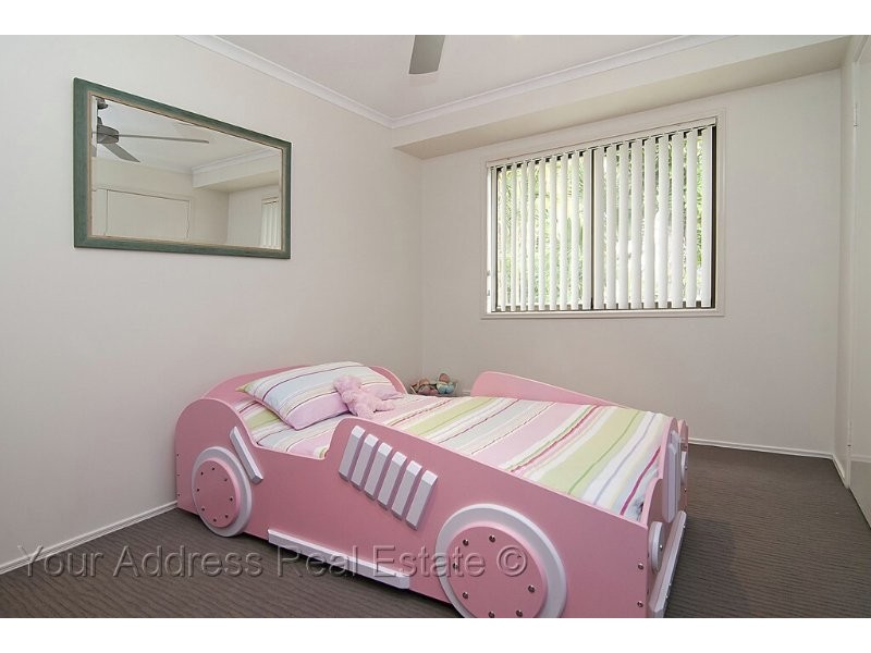 1 Kingfield Court, Regents Park QLD 4118