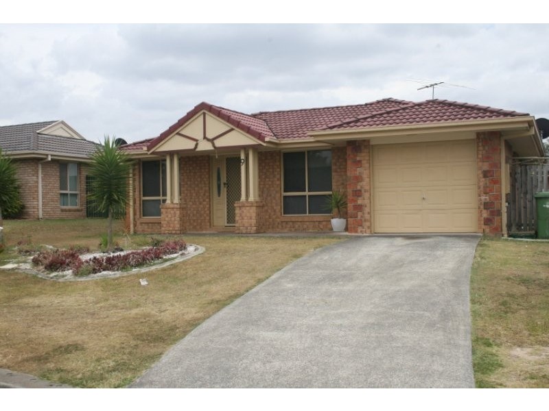 9 Robert South Drive, Crestmead QLD 4132