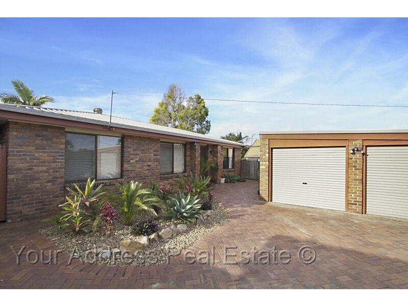 13 Bywater Street, Hillcrest QLD 4118