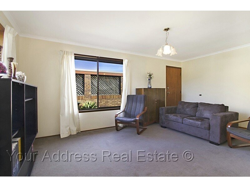 13 Bywater Street, Hillcrest QLD 4118