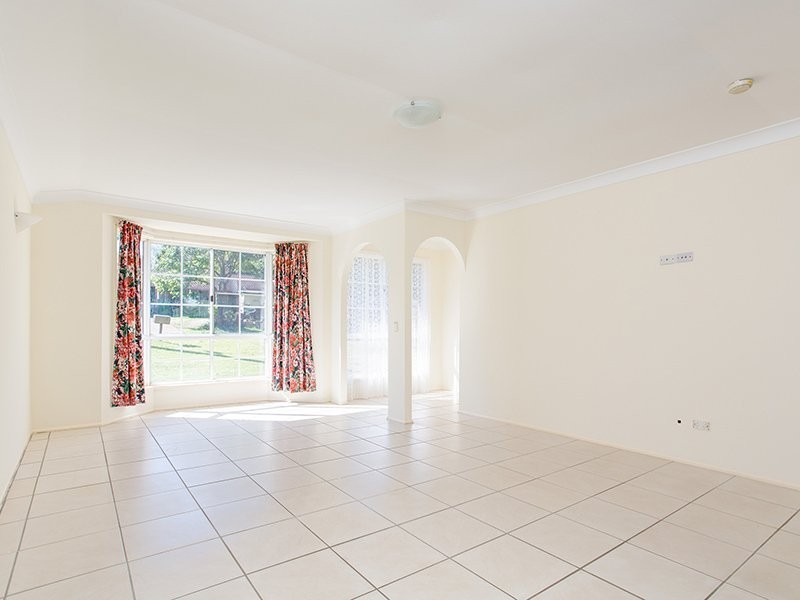 27 Owens Street, Boronia Heights QLD 4124