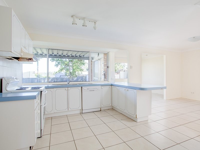 27 Owens Street, Boronia Heights QLD 4124
