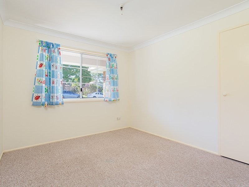 27 Owens Street, Boronia Heights QLD 4124