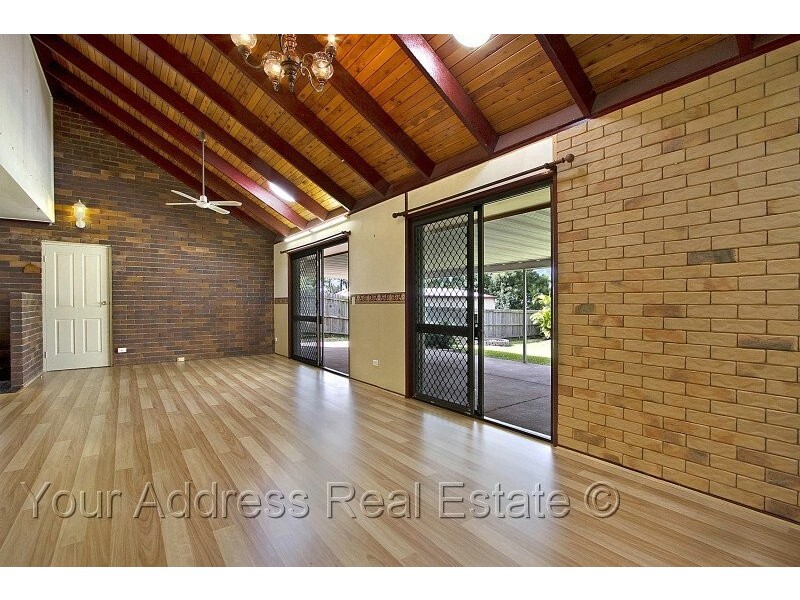 8 Hakari Street, Crestmead QLD 4132